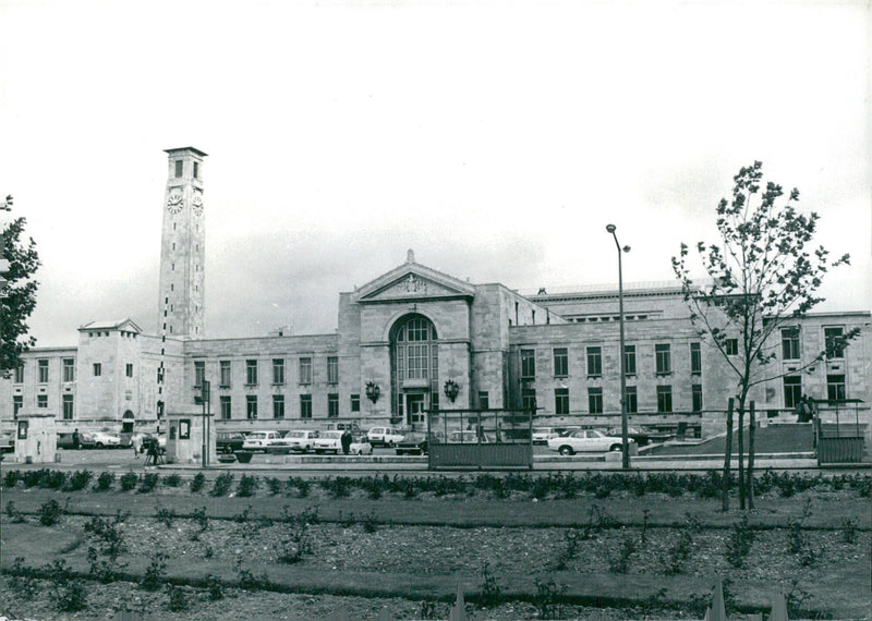 A view of the Southampton Civic Centre in Hampshire, England, completed in 1939 and comprising four blocks of municipal offices, courts, guildhall, library and art galleries. - Vintage Photograph