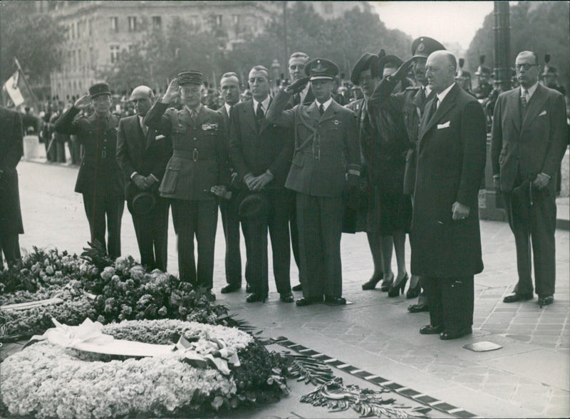 Argentine Ambassador Honorio Deguizano-Ponbal pays his respects at the Tomb of the Unknown Soldier at the Arc de Triomphe in Paris, France, on June 19, 1946. - Vintage Photograph