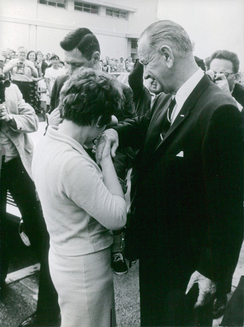 French President Charles de Gaulle and US President Lyndon Johnson meet at the Elysée Palace in Paris, France on February 15, 1956. - Vintage Photograph