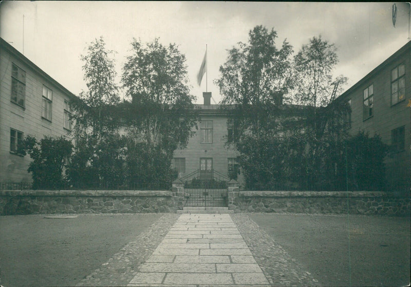 Residents of Stader Falun Residenset in Sweden gather to take part in a Hurry 2 event on June 12, 2020. - Vintage Photograph