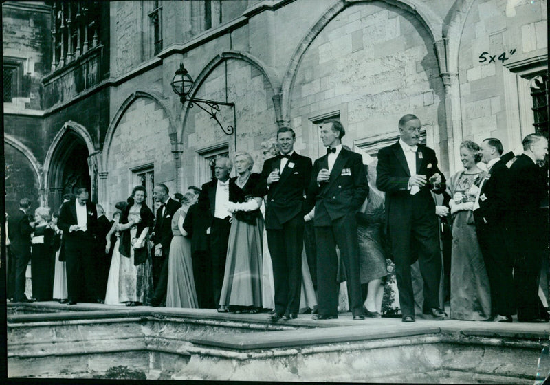 Prime Minister arrives for the B.M.A. dinner at Christ Church. - Vintage Photograph