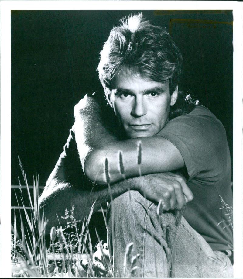 MacGyver (Richard Dean Anderson) is seen in a scene from the 1990's television show, ARKIV 13. - Vintage Photograph