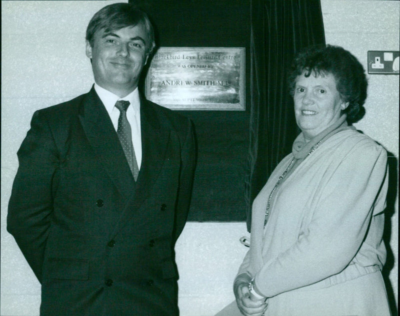 MP Andrew Smith opens the Blackbird Leys Leisure Centre in Oxford, England. - Vintage Photograph