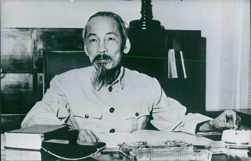 President Ho Chi Minh of the Vietminh speaks at a press conference in London in May 1957. - Vintage Photograph