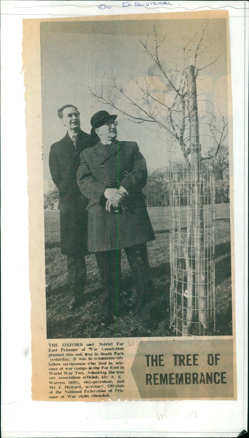 Ex-Servicemen from the Oxford and District Far East Prisoner of War Association commemorate their fallen comrades with a tree planting ceremony in South Park. - Vintage Photograph