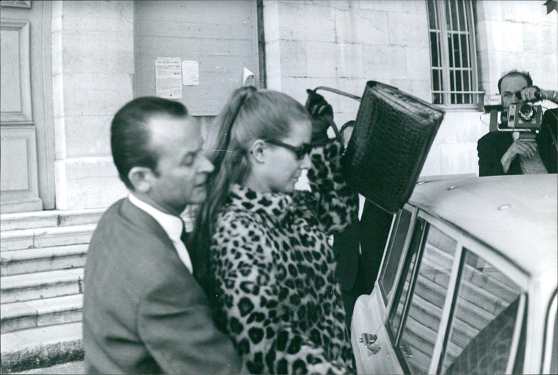 French President Emmanuel Macron is seen giving a speech at a press conference in Paris on 2021-05-26. - Vintage Photograph