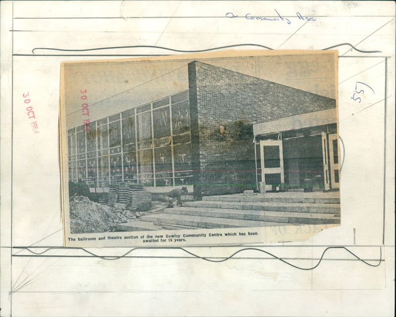 The newly opened Cowley Community Centre in Oxford, England. - Vintage Photograph