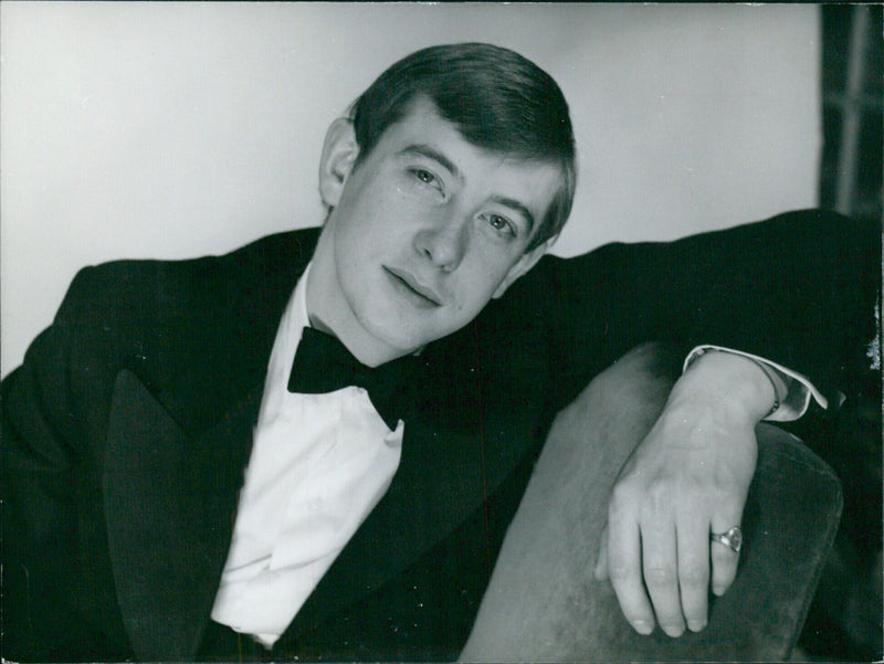 British actor Derek Fowlds poses in a portrait study taken by photographer Tom Blau in 1963. - Vintage Photograph