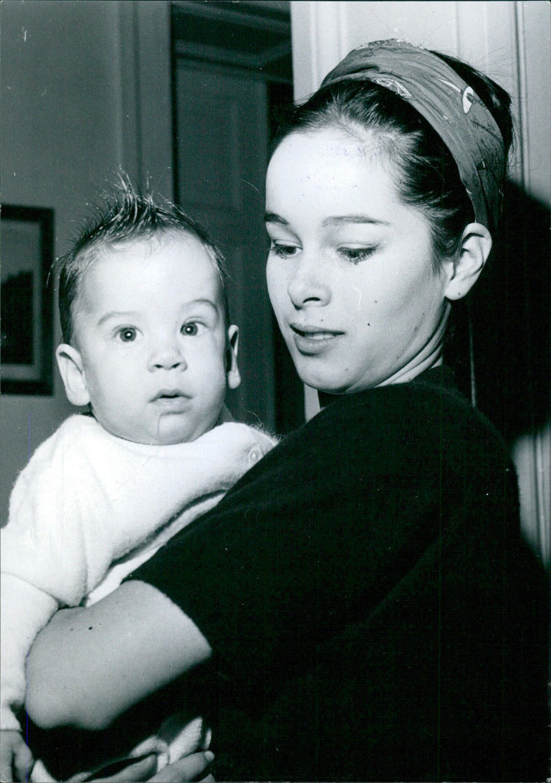 Actress Geraldine Chaplin poses for a photo shoot in Milan, Italy, on January 2, 1963. - Vintage Photograph