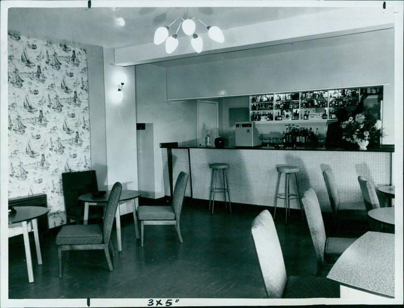 A new bar at the Carpenters' Arms in Hums Conuulour. - Vintage Photograph