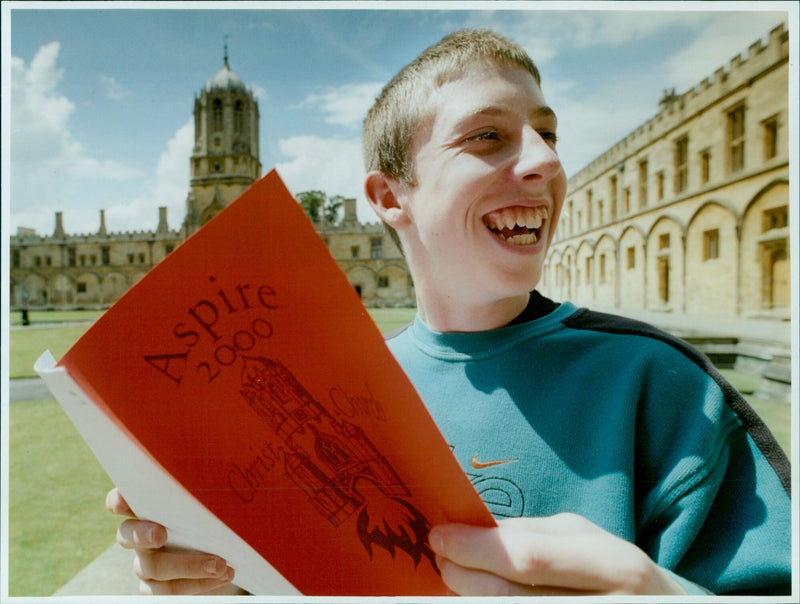 State school pupils visit Christchurch College in Oxford. - Vintage Photograph