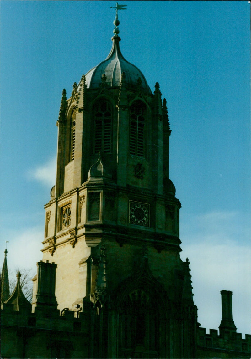 Tom Tower at Christ Church College, University of Oxford. - Vintage Photograph