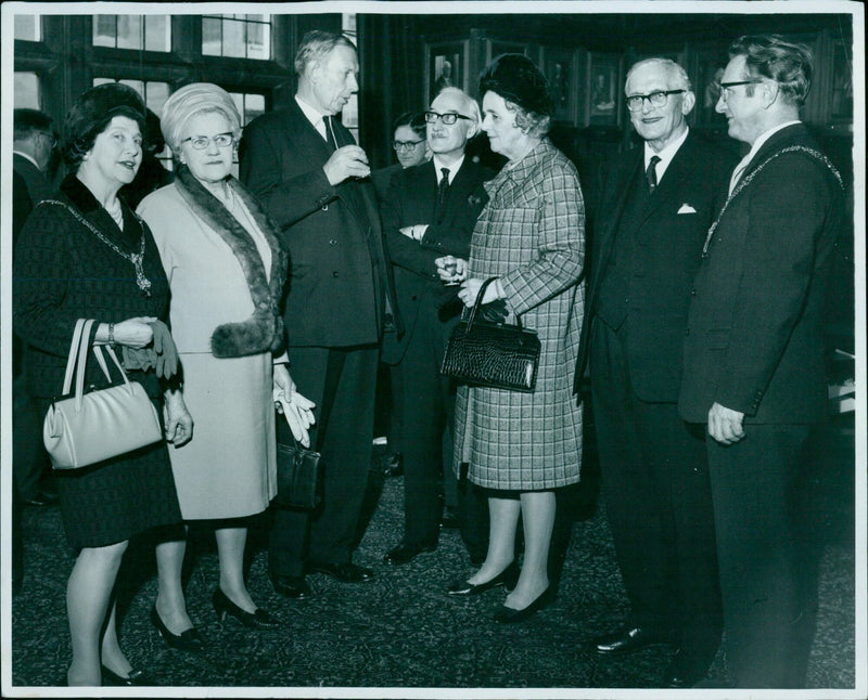 Ald. T.C. Early being interviewed by the Oxford Mail & Times. - Vintage Photograph