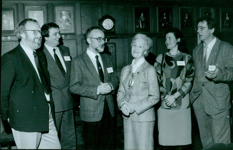 Oxford Town Hall celebrates its partnership with the Twinning Town initiative. - Vintage Photograph