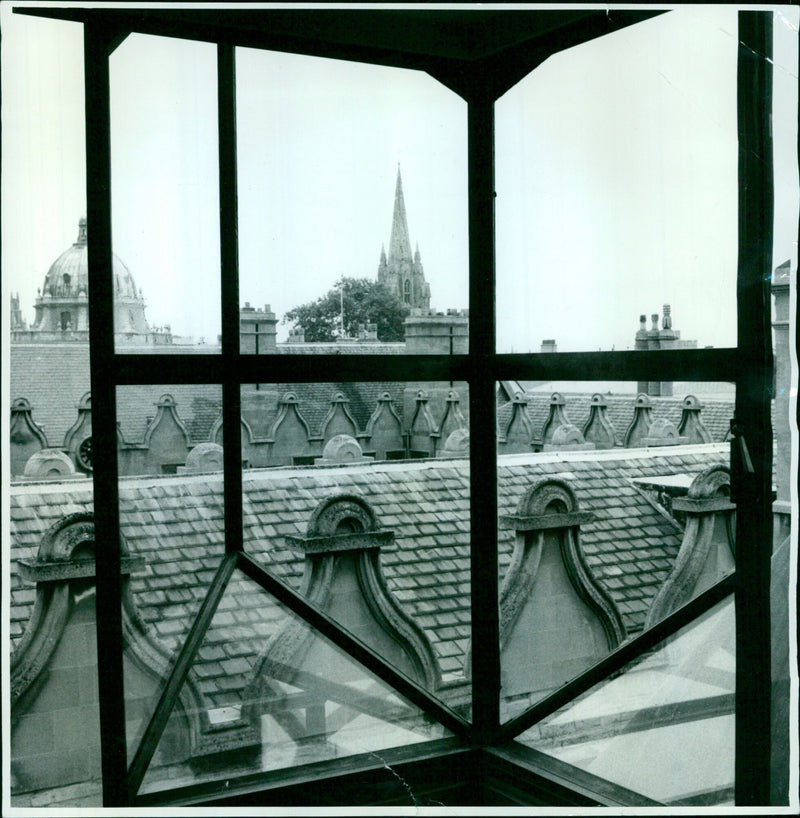 A student wearing a traditional Burka in Jesus College, Cambridge. - Vintage Photograph