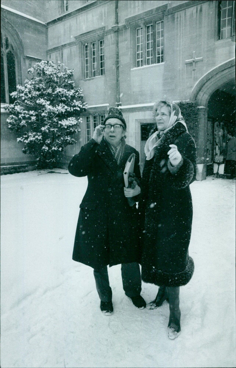 Tourists exploring Oxford, England on a sunny day. - Vintage Photograph