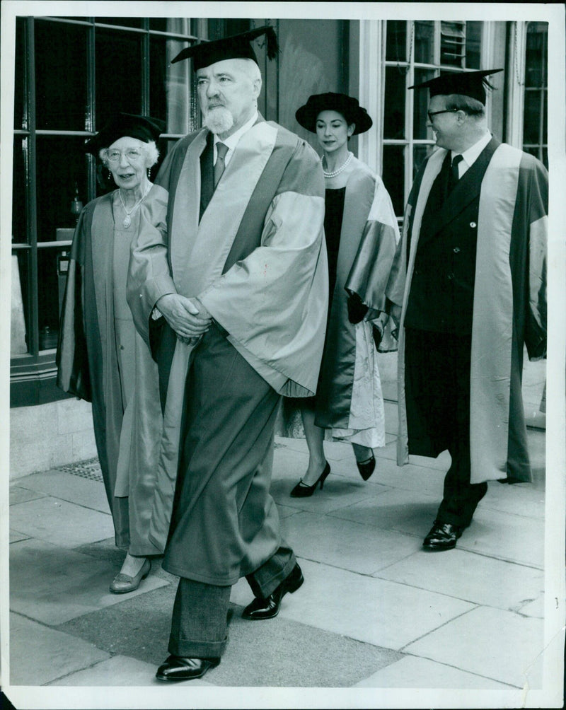 Professor Eliza Butler and Prop. Pieter Gryl standing in a garden. - Vintage Photograph