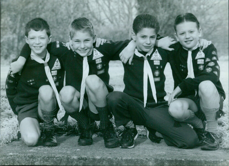 Four scouts receive awards at the 22nd Oxford Sea Scouts event. - Vintage Photograph