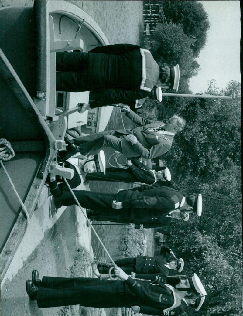 Students celebrating the end of exams at Oxford University. - Vintage Photograph