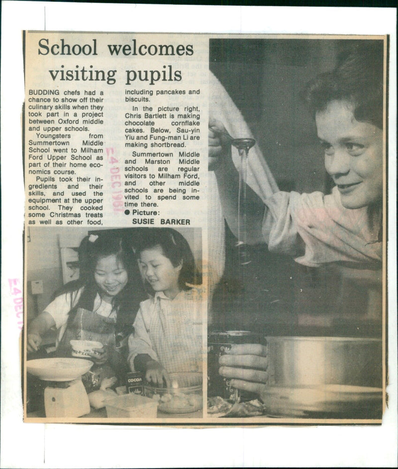 Students from Summertown Middle School show off their culinary skills during a project with Milham Ford Upper School. - Vintage Photograph