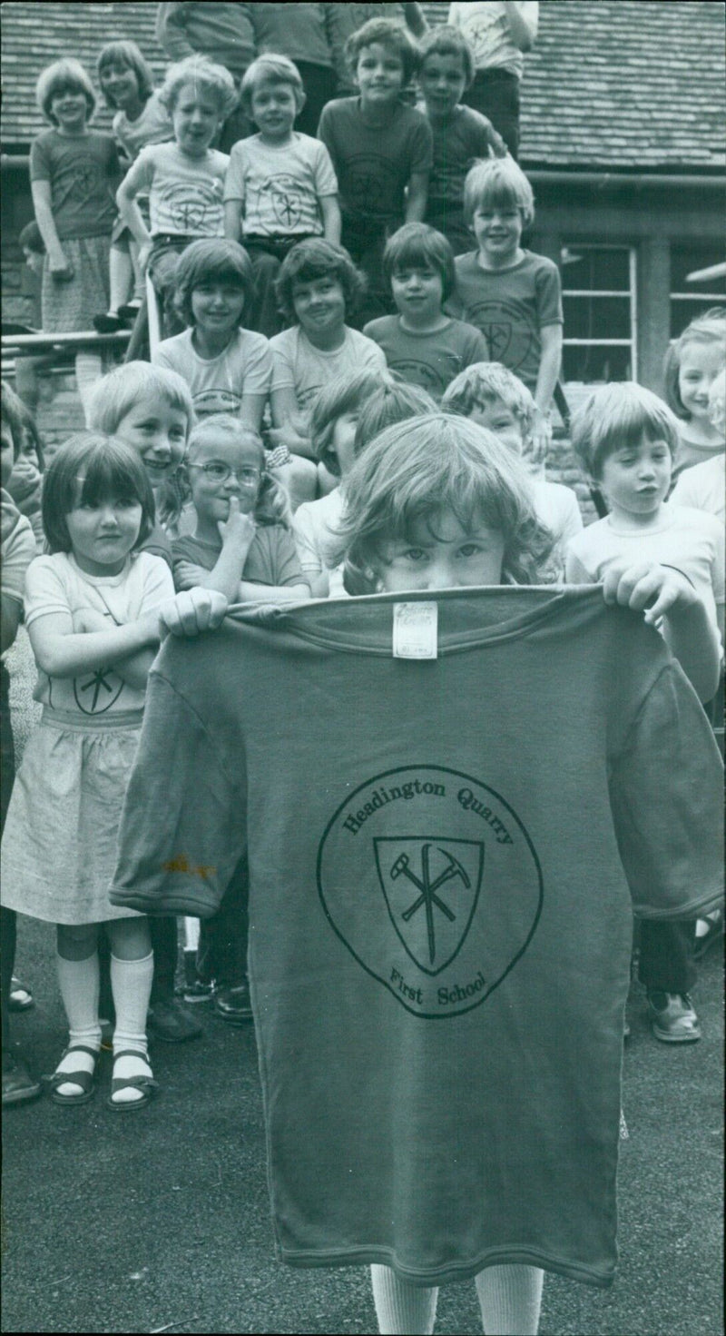 Students from Headington School Quarry take part in a CAIN 75 rock climbing competition. - Vintage Photograph