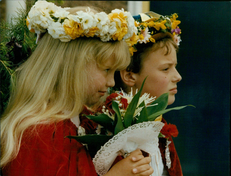 The Wood Farm School Oxford May Queen Festival crowned Nicota Hodcis and Christopher Yates as King and Queen. - Vintage Photograph