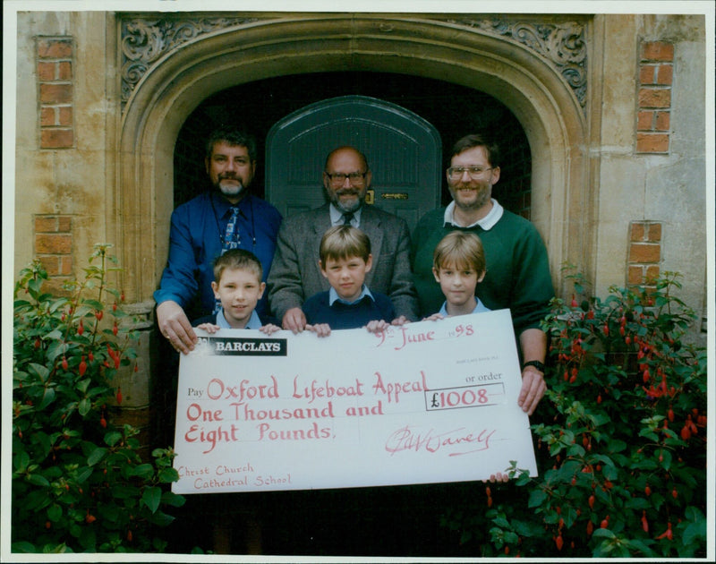 Admiral John Myres presents a cheque for £1,008 to students of Christ Church College School during the Oxford Lifeboat Appeal. - Vintage Photograph