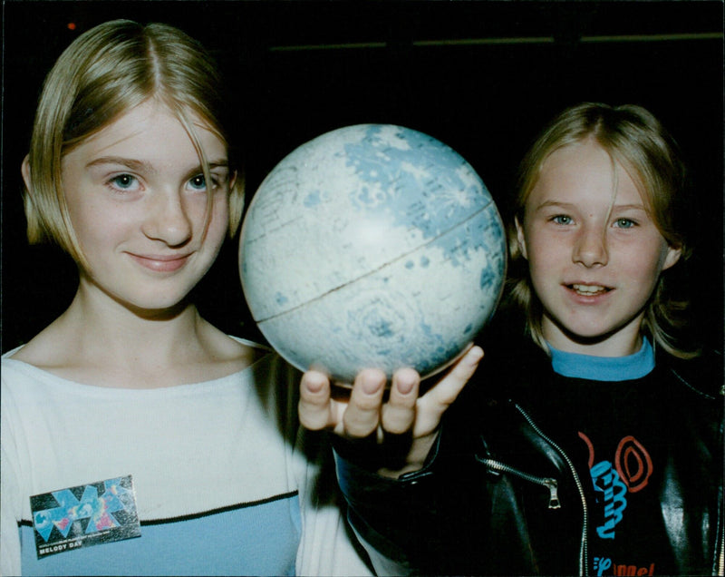 Students at Wesley Green Middle School learn about global warming and recycling. - Vintage Photograph