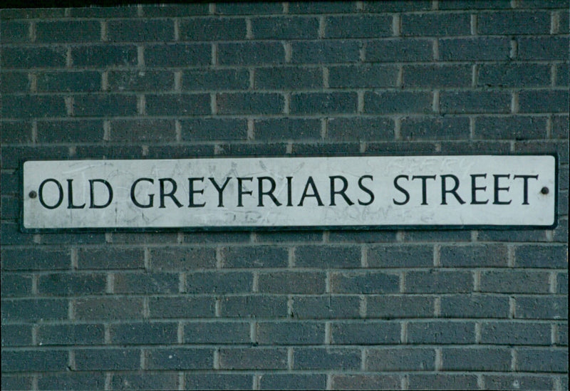 Residents of Old Greyfriars Street in Oxford protesting against the noise of the bus queue. - Vintage Photograph