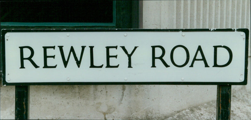 Construction on a new residential development in Rewley Road, Oxford. - Vintage Photograph