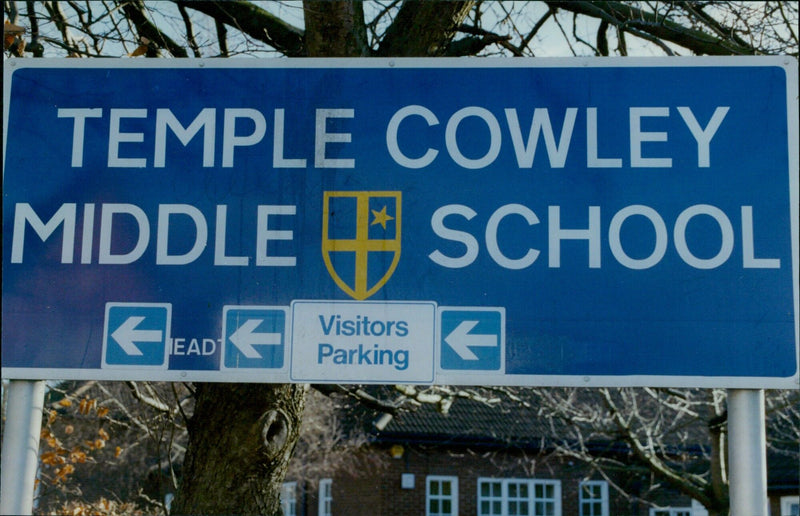 Students and visitors walking towards Temple Cowley Middle School in Oxford, England. - Vintage Photograph