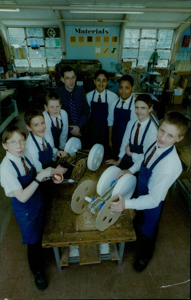 Students from Temple Cowy Middle School celebrate their win in the Oxford Brookes University 'Get Set Go Fluther' competition. - Vintage Photograph