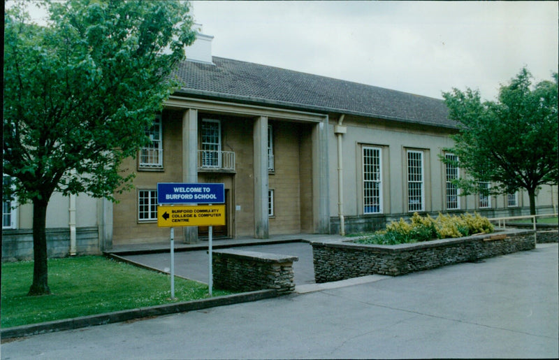 Students and staff at Burford School gather to celebrate the opening of the new Burford Community College and Computer Centre. - Vintage Photograph