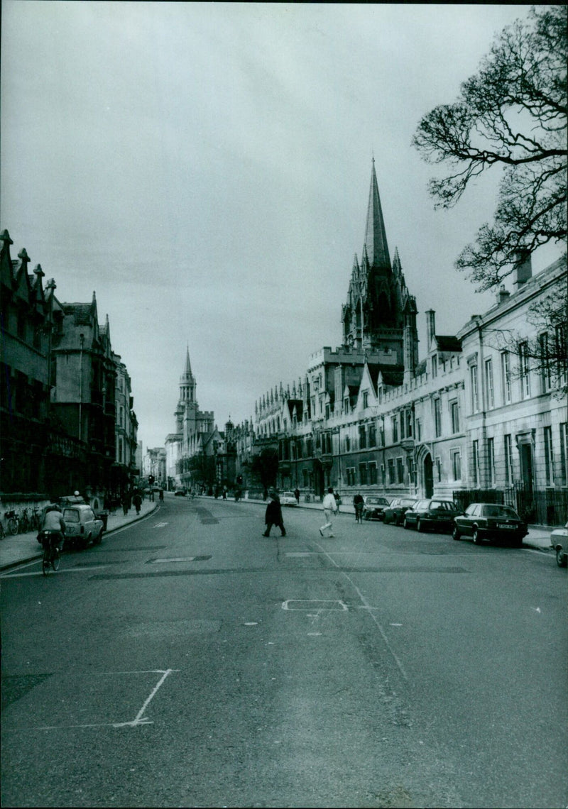 Oxford High Street in 1987 - Vintage Photograph