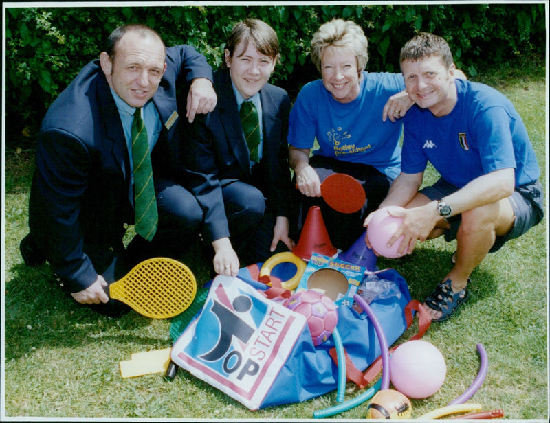 Acting Store Manager Stephen Huggins presents a donation to Botley Pre-School. - Vintage Photograph