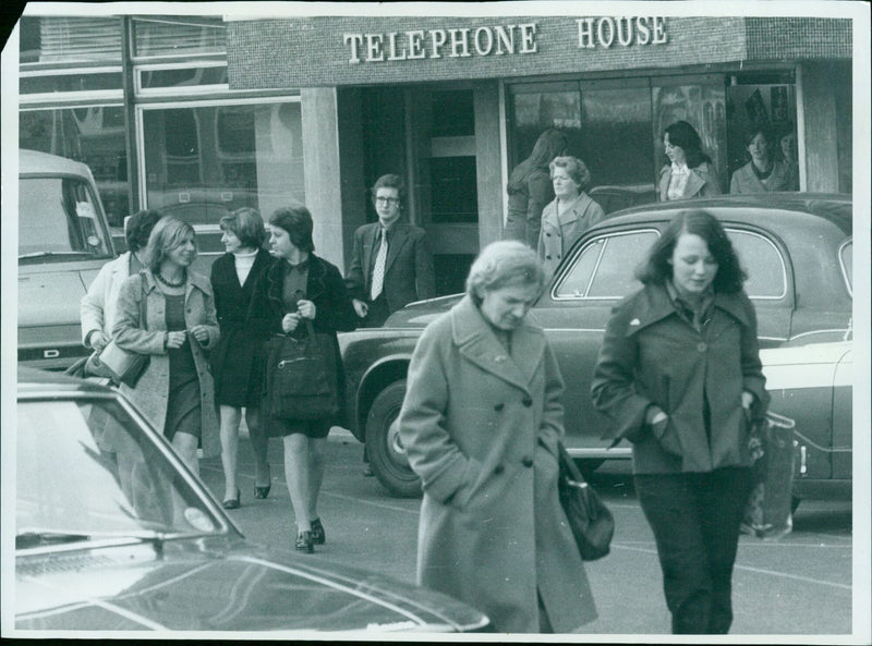 Staff members leaving Telephone House in Oxford. - Vintage Photograph