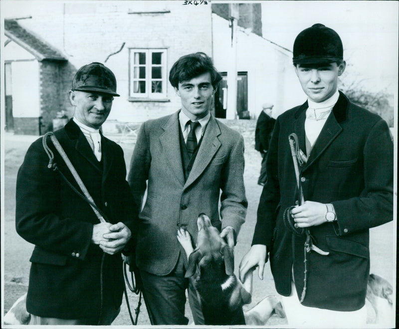 Hunt members and their beagles gather at the Christ Church and New College Beagles hunt at Beckley. - Vintage Photograph