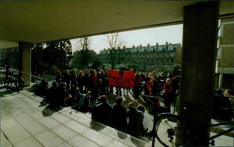 Oxford students demonstrate against Kangaroo Court trials of occupation students. - Vintage Photograph