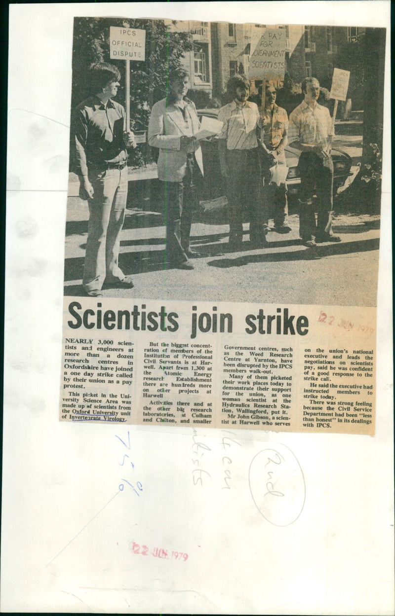 Scientists and engineers from various research centers in Oxfordshire take part in a one-day strike to protest pay. - Vintage Photograph