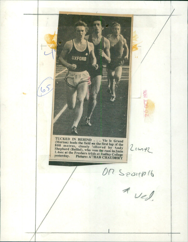 Vic le Grand (Merton) competes in the 800m at Radley College Freshers trials. - Vintage Photograph