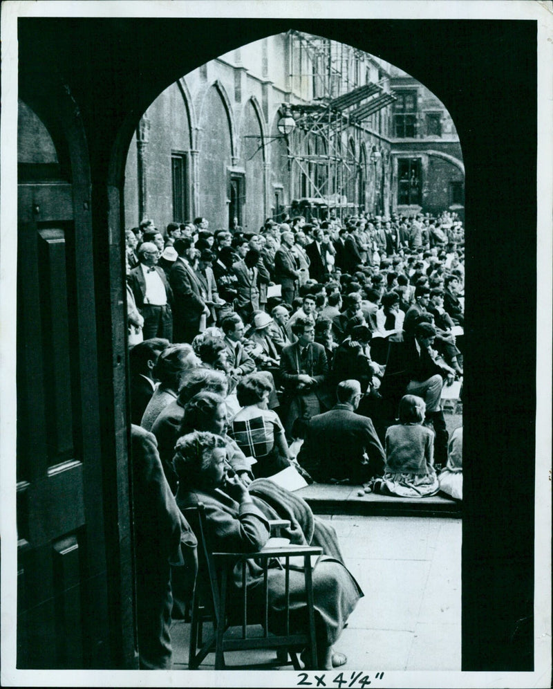 Oxford Mail & Times LTD staff photographer captures the bells of Christ Church Tom Quad ringing during a concert. - Vintage Photograph