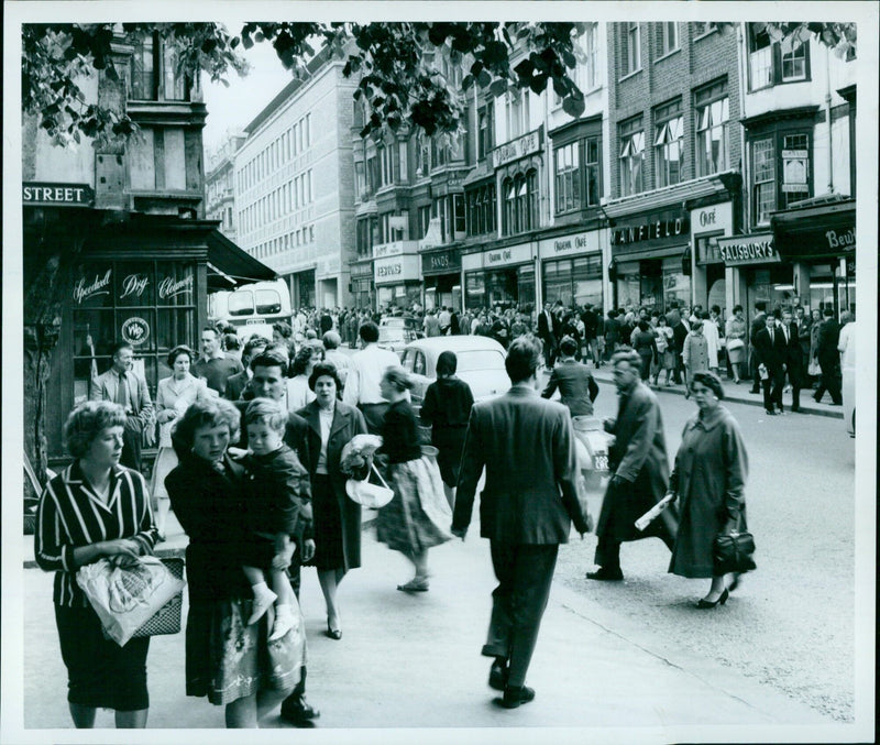 A street speedway race in Oxford on May 23, 1961. - Vintage Photograph