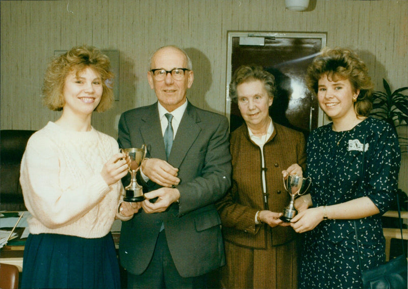 Amanda Cudd, Edmund Holden, Hilda Holden, and Wendy Akrigg at the presentation of the Jayne Belcher Awards at CFE in Oxford. - Vintage Photograph