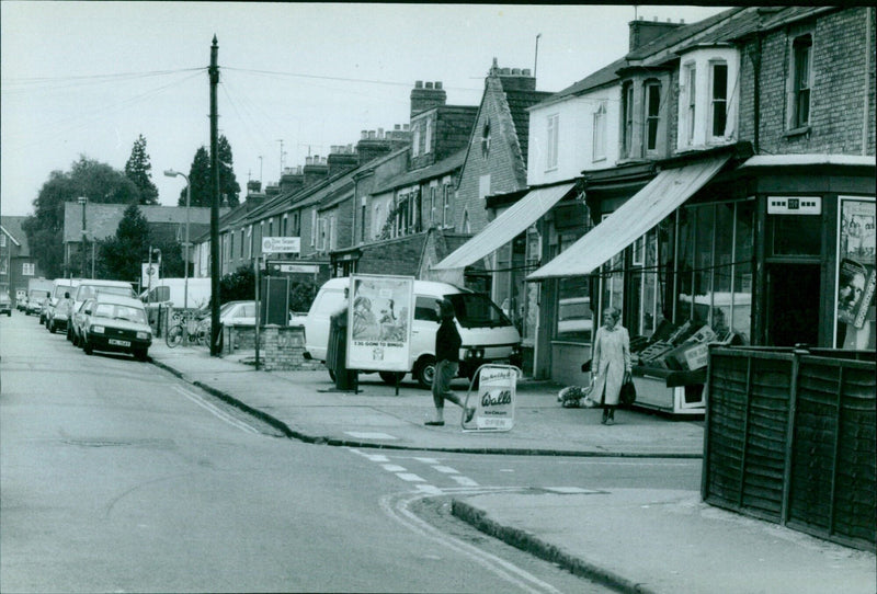 A view of Magdalen Road in Oxford, England. - Vintage Photograph