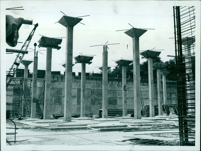 Construction on Headington's new reservoir near The Ridings is underway. - Vintage Photograph