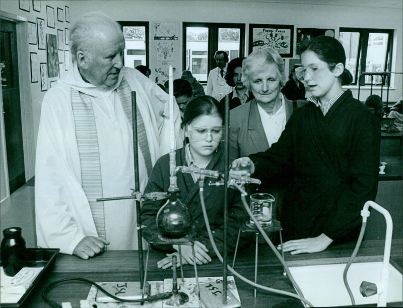 Miss Patsy Sumpter and Dom Dominic Milroy are joined by two students at the opening of the new science block at Rye St Antony School. - Vintage Photograph