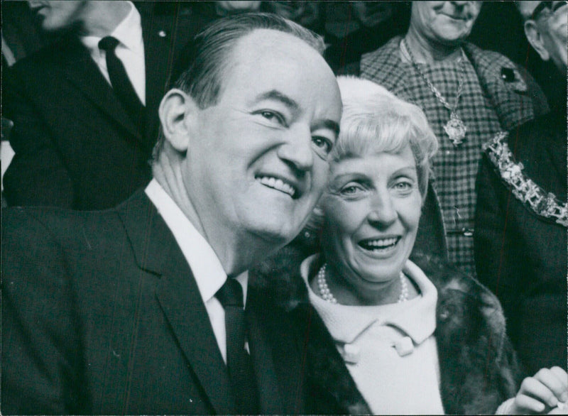 Vice President Hubert Humphrey and his wife Muriel Fay Buck pay a visit to Britain with their three sons and a daughter, in 1967. - Vintage Photograph