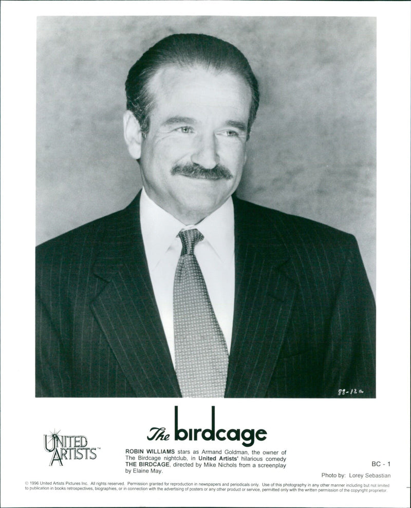 Robin Williams stars as Armand Goldman, owner of The Birdcage nightclub, in the United Artists comedy "The Birdcage" directed by Mike Nichols. - Vintage Photograph