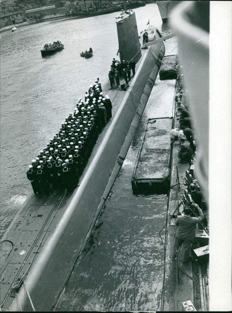 65 Nautibes under the North Pole sail in a flotilla during the 17/58 voyage of the International Magazipe Service. - Vintage Photograph