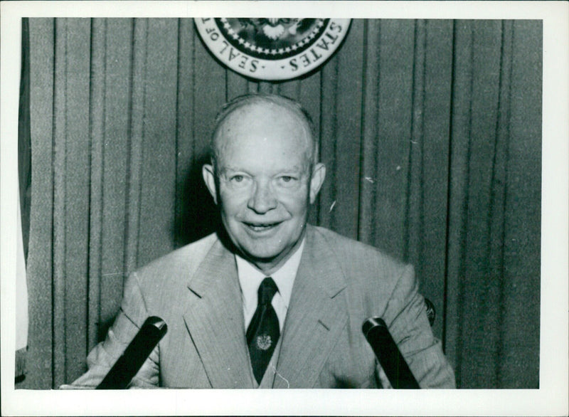 President Eisenhower unveils the official Seal of the United States, as captured by Look Magazine in 1961. - Vintage Photograph